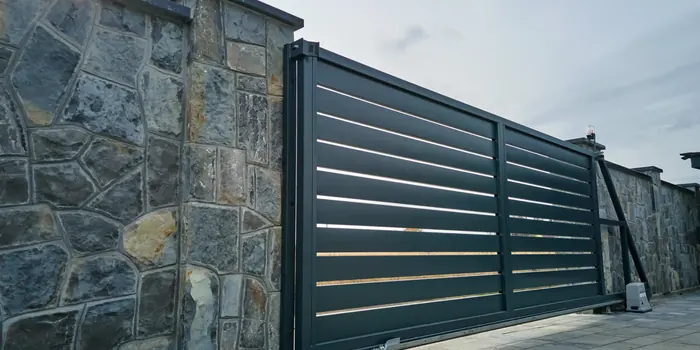 Automatic gate motor